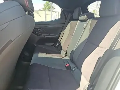 Photo 11 Toyota Yaris  130h GR Sport 5p MY25