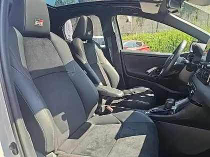 Photo 5 Toyota Yaris  130h GR Sport 5p MY25