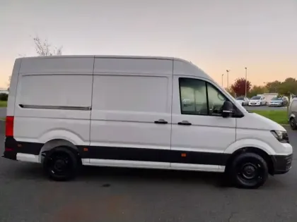 Photo 7 Volkswagen Crafter  Fg 30 L3H3 2.0 TDI 140ch Business Traction