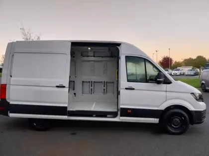 Photo 8 Volkswagen Crafter  Fg 30 L3H3 2.0 TDI 140ch Business Traction