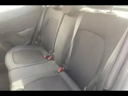 Photo 10 Hyundai I10  1.0 67ch ECO Initia