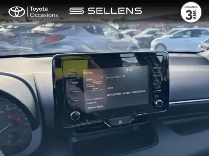 Photo 14 Toyota Yaris  70 VVT-i Dynamic 5p MY22