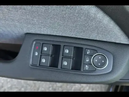 Photo 13 Renault Clio  1.0 Eco-G 100ch Techno - 24