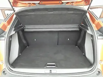 Photo 5 Peugeot 2008  PureTech 100 S&S BVM6