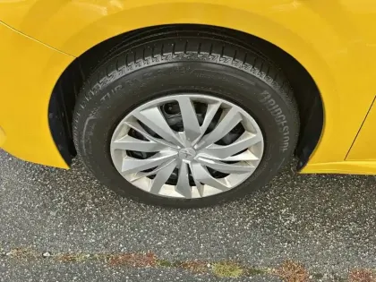 Photo 12 Peugeot 208  PureTech 75 S&S BVM5