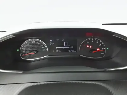 Photo 30 Peugeot 208  PureTech 75 S&S BVM5