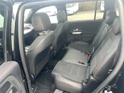 Photo 38 Mercedes GLB  220 d 8G-DCT 4Matic