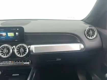 Photo 49 Mercedes GLB  220 d 8G-DCT 4Matic