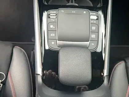 Photo 25 Mercedes GLB  220 d 8G-DCT 4Matic