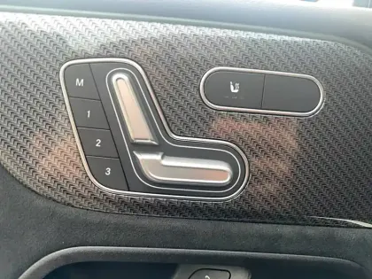 Photo 15 Mercedes GLB  220 d 8G-DCT 4Matic