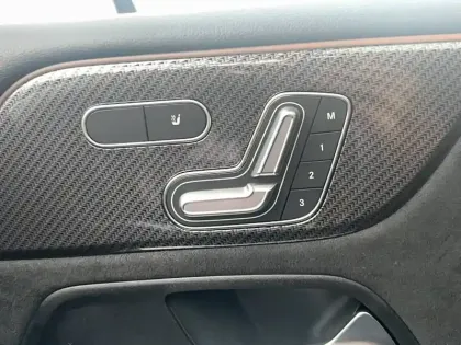 Photo 26 Mercedes GLB  220 d 8G-DCT 4Matic