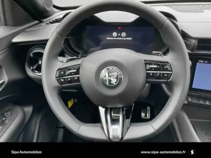 Photo 44 Alfa Romeo Junior  1.2 Ibrida 145 ch eDCT6 Q4