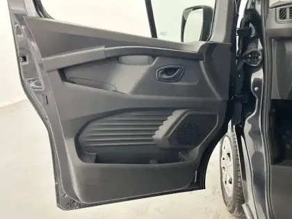 Photo 19 Renault Trafic  L2 dCi 150 Energy S&S