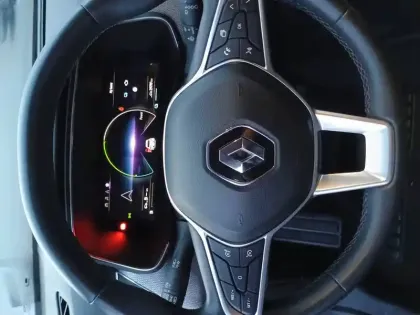 Photo 39 Renault Arkana  E-Tech hybride 145 - 22