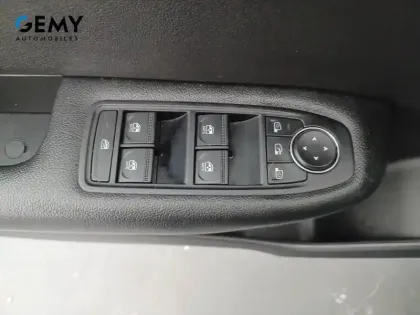 Photo 11 Renault Arkana  mild hybrid 140 EDC FAP - 22