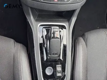 Photo 12 Peugeot 308  PureTech 130ch S&S EAT8