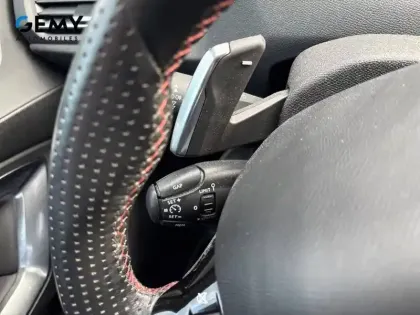 Photo 13 Peugeot 308  PureTech 130ch S&S EAT8