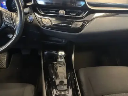 Photo 10 Toyota C-HR  Hybride 122h