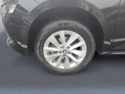 Photo 13 Skoda Kamiq  1.0 TSI Evo 110 ch DSG7