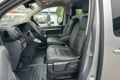 Photo 35 Peugeot Expert  CA FIXE M BLUEHDI 180 S&S EAT8