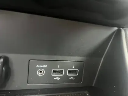 Photo 29 Renault Captur  Blue dCi 115