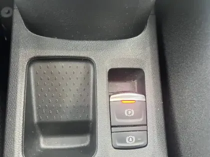 Photo 27 Renault Captur  Blue dCi 115