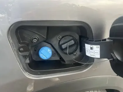 Photo 14 Renault Captur  Blue dCi 115