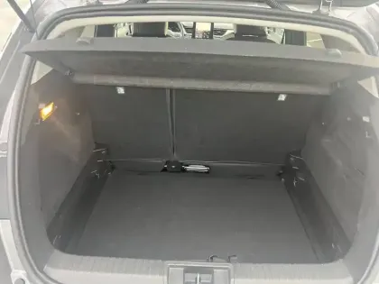 Photo 18 Renault Captur  Blue dCi 115