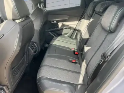 Photo 9 Peugeot 3008  Hybrid 225 e-EAT8