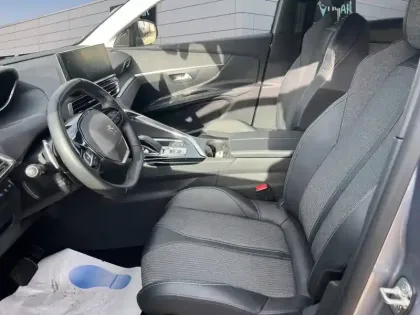 Photo 8 Peugeot 3008  Hybrid 225 e-EAT8