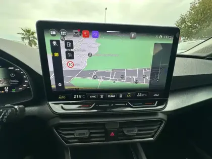 Photo 20 Seat Leon  1.5 eTSI Hybrid 115 DSG7