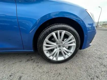 Photo 18 Seat Leon  1.5 eTSI Hybrid 115 DSG7