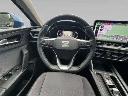 Photo 11 Seat Leon  1.5 eTSI Hybrid 115 DSG7