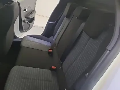 Photo 11 Peugeot 208  PureTech 75 S&S BVM5