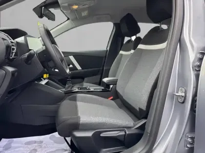 Photo 10 Citroën C4  PureTech 100 BVM6