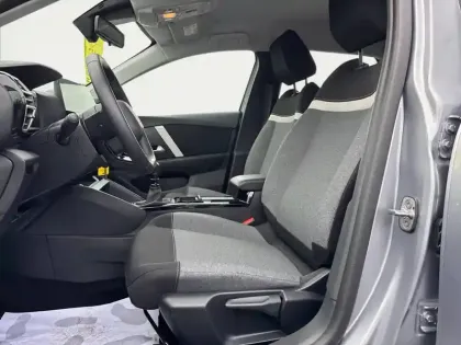 Photo 30 Citroën C4  PureTech 100 BVM6