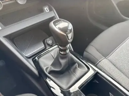 Photo 13 Citroën C4  PureTech 100 BVM6