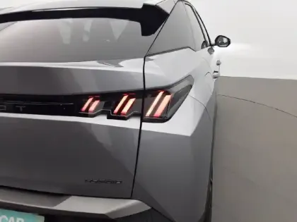 Photo 42 Peugeot 3008  Hybrid 136 e-DCS6