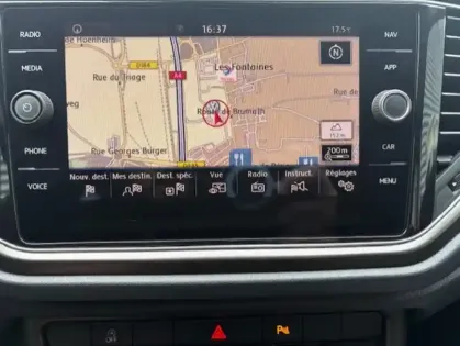 Photo 10 Volkswagen T-roc  1.5 TSI 150 EVO Start/Stop BVM6