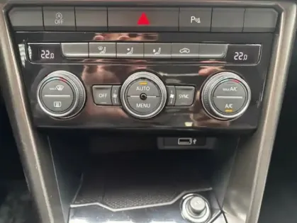 Photo 22 Volkswagen T-roc  1.5 TSI 150 EVO Start/Stop BVM6