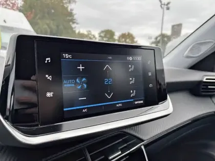 Photo 18 Peugeot 2008 Gén. II Ph1 NG Allure 5