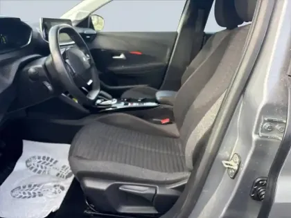 Photo 10 Peugeot 208  Electrique 50 kWh 136ch