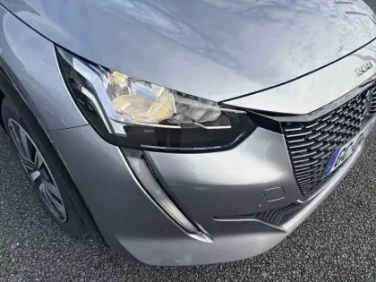 Photo 15 Peugeot 208  Electrique 50 kWh 136ch