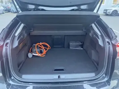 Photo 5 Citroën C4 e- 136 ch Automatique