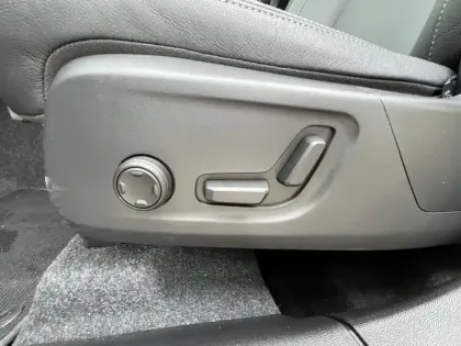 Photo 14 Volvo Xc40  B4 197 ch DCT7