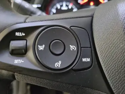 Photo 27 Opel Corsa  1.5 Diesel 100 ch BVM6