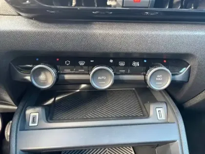 Photo 39 Citroën C4  PureTech 100 BVM6