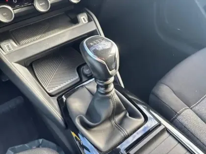 Photo 34 Citroën C4  PureTech 100 BVM6