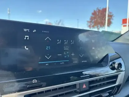 Photo 41 Citroën C4  PureTech 100 BVM6