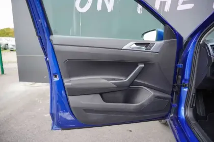 Photo 14 Volkswagen Polo  1.0 TSI 95 S&S DSG7